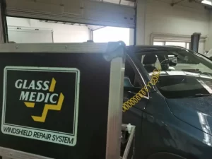Zamena autostakala Auto Glass Beograd